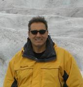 Date this hard body United States man Peter from Beverly Hills US8983