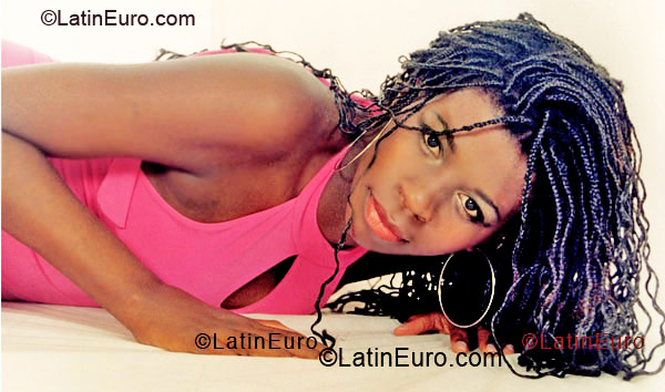 Date this georgeous Brazil girl Leonarda Gabriela from Coronel Fabriciano BR4662