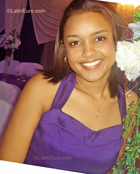 Date this young Brazil girl Talyta from Sao Luis BR4681