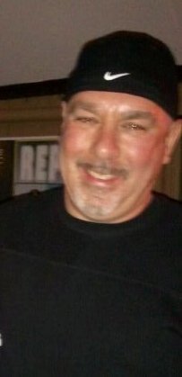 Date this young United States man Steve from Montgomery US9009