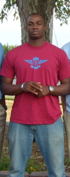 Date this gorgeous United States man SeanAglass from Chesterfiled US9032