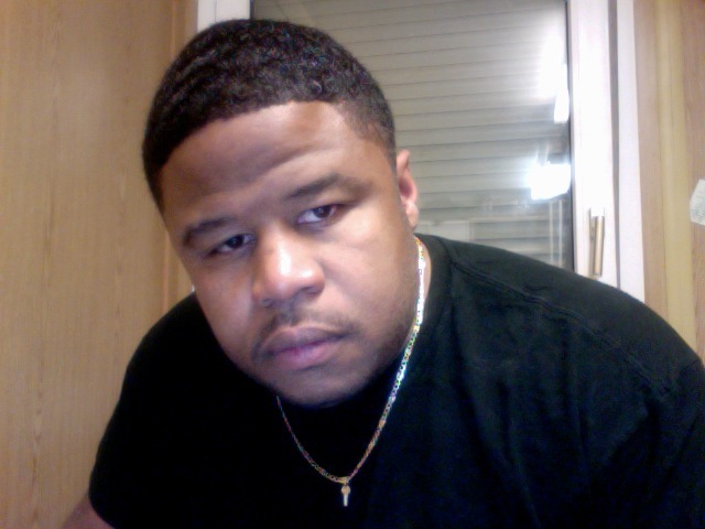 Date this lovely United States man Passnthru from Atlanta US9103