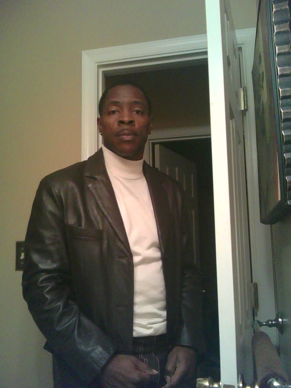 Date this fun Dominican Republic man Troyb1 from Columbia DO6933