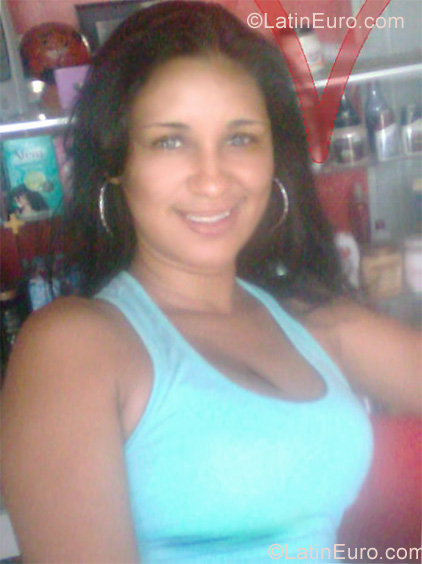 Date this nice looking Brazil girl Michele from Recife BR4834