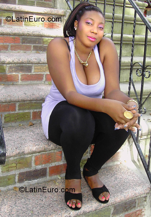 Date this tall United States girl Kathryn from Brooklyn US10280