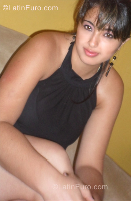 Date this pretty Colombia girl Beatriz from Popayan CO6560