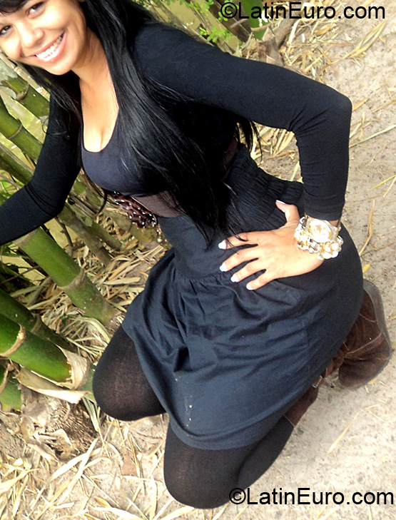 Date this beautiful Brazil girl Maysa from Monte Aprazivel BR4879