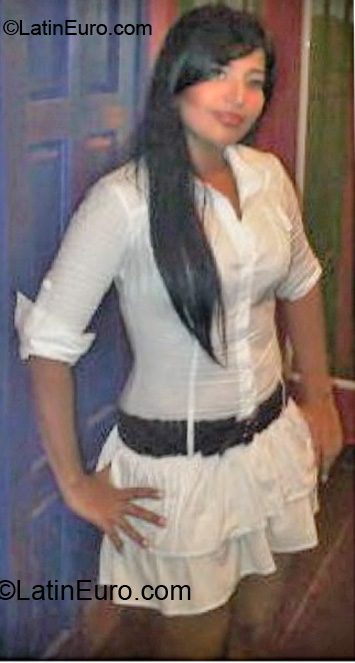 Date this funny Colombia girl Liliana from Barranquilla CO6666