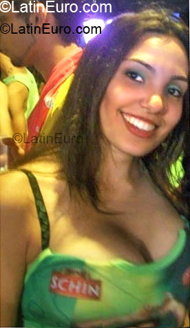 Date this sultry Brazil girl Riquilda from Trindade BR4985