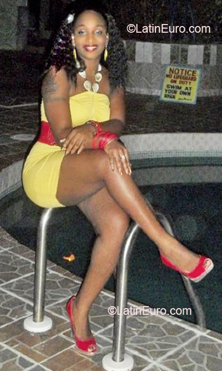 Date this happy Jamaica girl Andetor from Hanover, Jamaica JM216