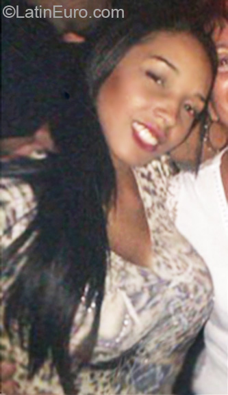 Date this fun Colombia girl Daniela from Medellin CO6688