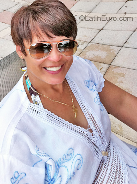 Date this sensual United States girl Mariza from Orlando US9309