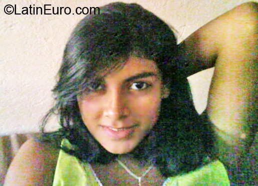 Date this young Costa Rica girl Jennifer from Heredia CR52