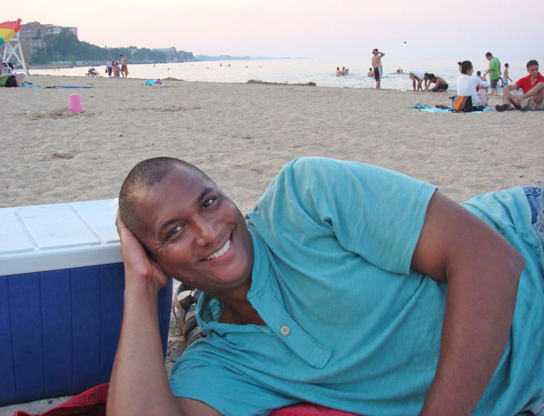 Date this attractive United States man Lu from Chicago US9325