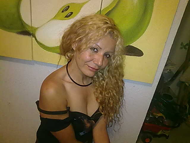 Date this athletic Mexico girl Eva from Guadalajara MX308