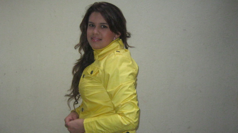 Date this athletic Colombia girl Carolina hernandez from Medellin CO6731