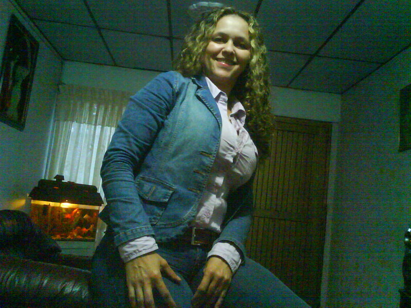 Date this pretty Colombia girl Gloyo from Medellin CO6744