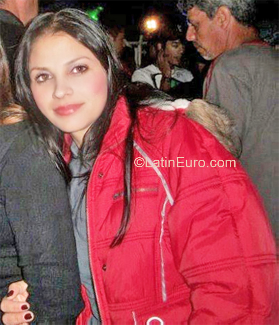 Date this charming Brazil girl Andreia from Guapiara BR5078