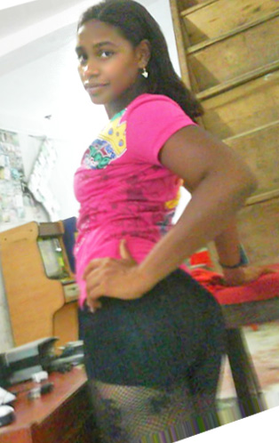 Date this happy Colombia girl Yuli from Cali CO6796