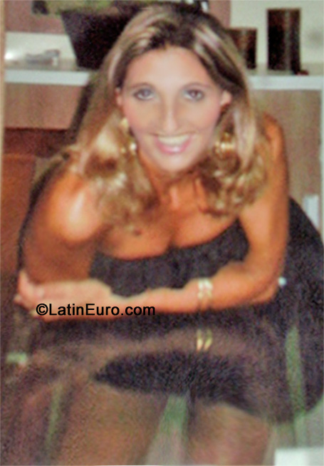 Date this gorgeous Brazil girl Rosereimer from Balneario Camboriu BR5082