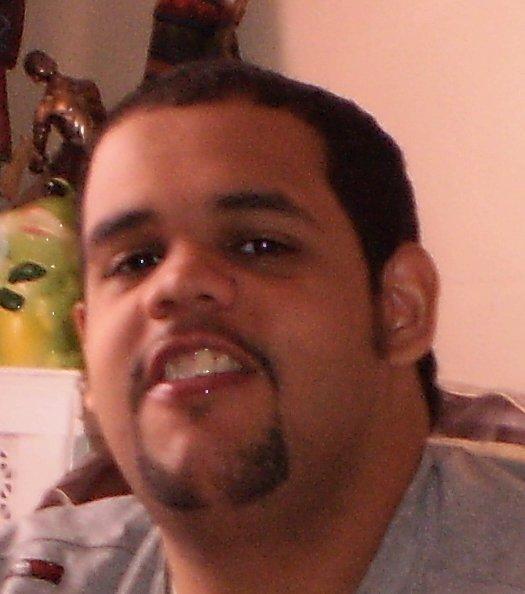 Date this attractive United States man Darwin from New York US9456