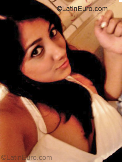 Date this sultry Ecuador girl Diana from Portoviejo EC99