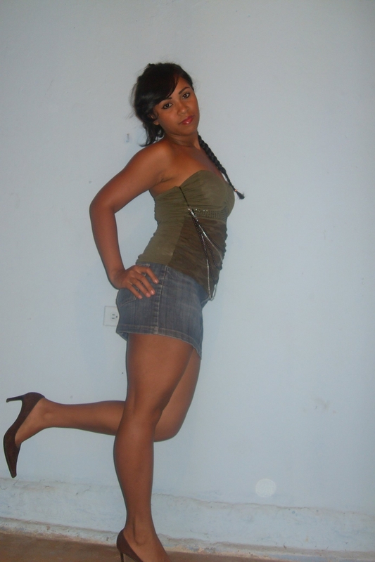 Date this good-looking Colombia girl Alejandra from Palmira CO6827