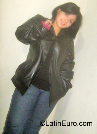 Date this charming Peru girl Nalleli from Lima PE471