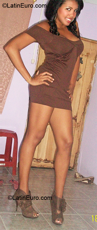 Date this good-looking Ecuador girl Jennifer from Quito EC100