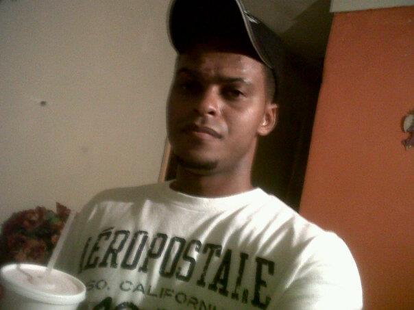 Date this nice looking Dominican Republic man El from Santo Domingo DO7449