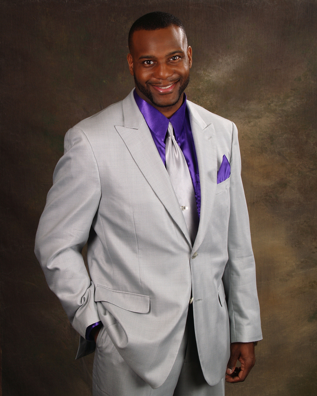 Date this beautiful United States man Clyde from Miami US9575