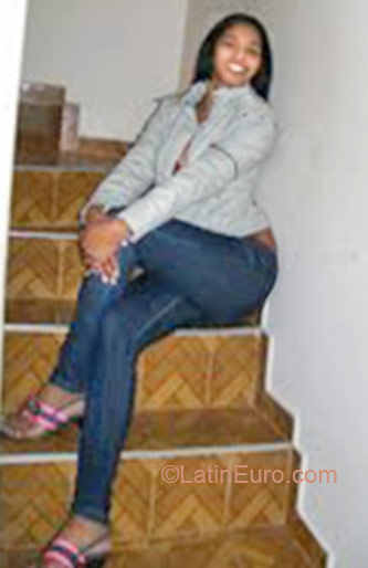 Date this foxy Brazil girl Michelle from Sao Paulo BR5207