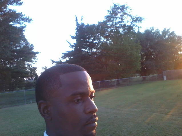 Date this happy United States man JeRon from Memphis US9607