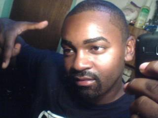 Date this hot United States man Barrygovan from Philadelphia US9648