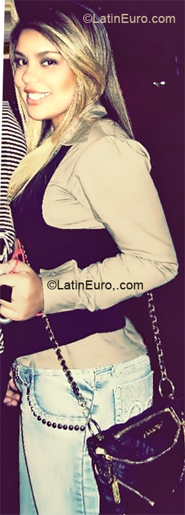 Date this athletic Brazil girl Thaami from Belo Horizonte BR5254