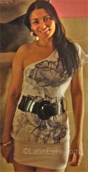 Date this hot Panama girl Zeina from Panama City PA100