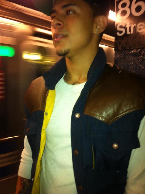 Date this georgeous United States man Letsdothis from New York US9882