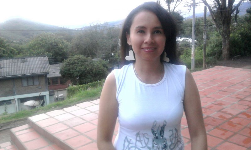 Date this foxy Colombia girl Diana from Cali CO7104