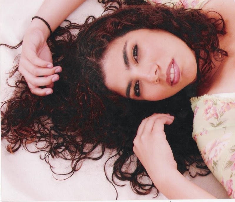 Date this sultry Brazil girl Suelen from Fortaleza BR5433