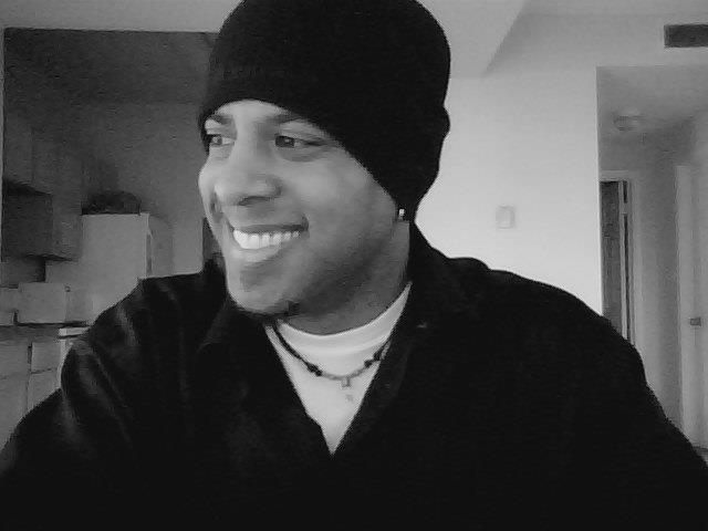 Date this hard body United States man Aaronmateo from Milwaukee US10163