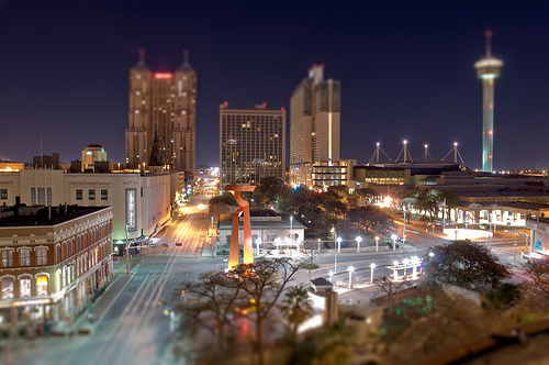 Date this charming United States man Mr_san_antonio from San Antonio US10173