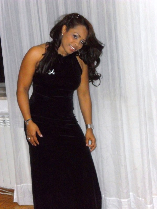 Date this gorgeous Spain girl MERCEDES from Madrid ES184