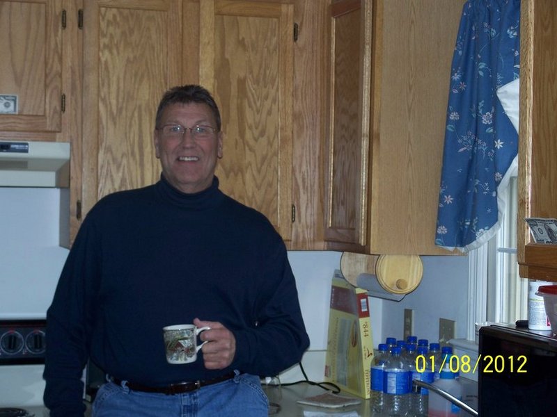 Date this attractive United States man Steve from Chambersburg US10490