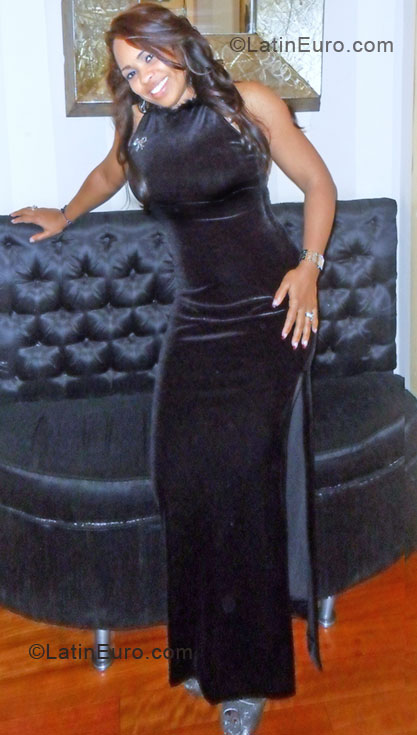 Date this good-looking Spain girl Soledad from Madrid ES194