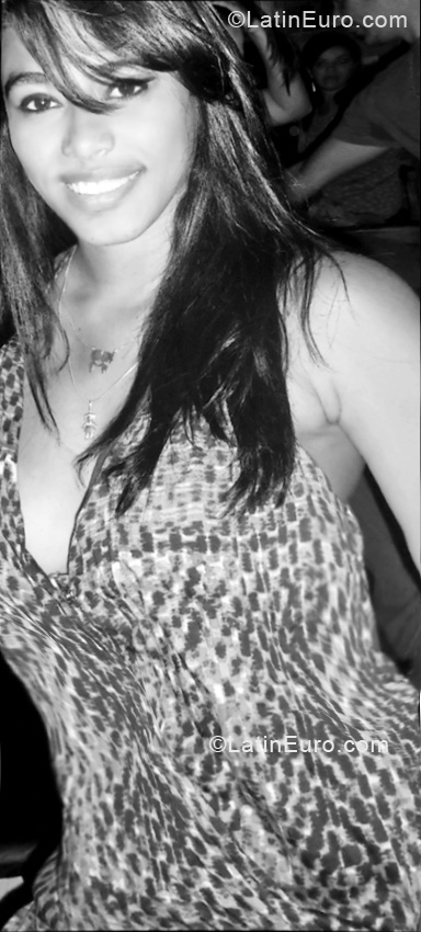 Date this tall Brazil girl Fernanda from Salvador BR5733