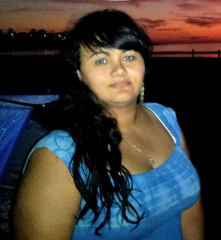 Date this young United States girl Tania from San Diego US10583