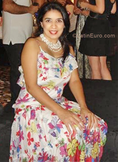 Date this hot Brazil girl Magda from Joao Pessoa BR5784