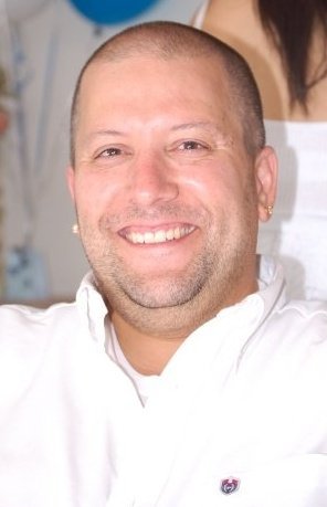 Date this young United States man Jose from New York US10716