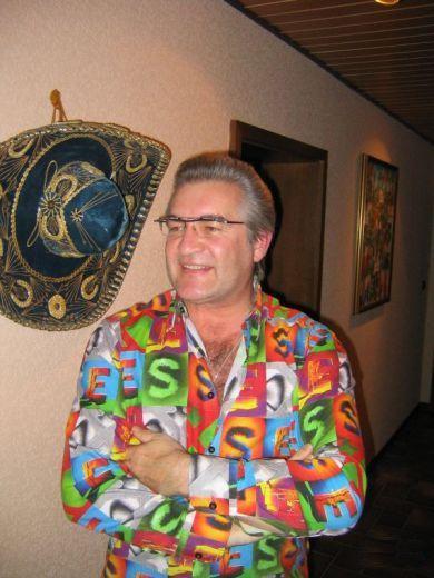 Date this nice looking United States man Anthony from New York US10717