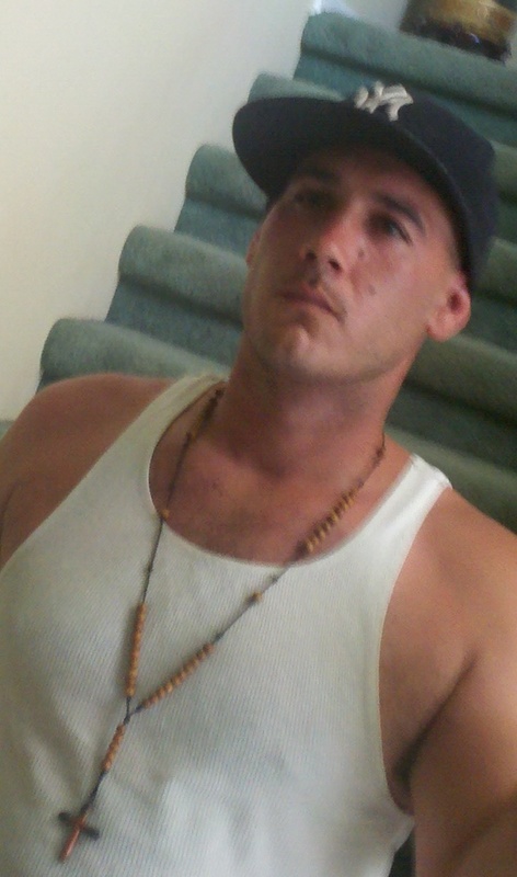 Date this passionate United States man Frankie from Elizabeth US10747